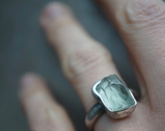 raw amethyst stone ring