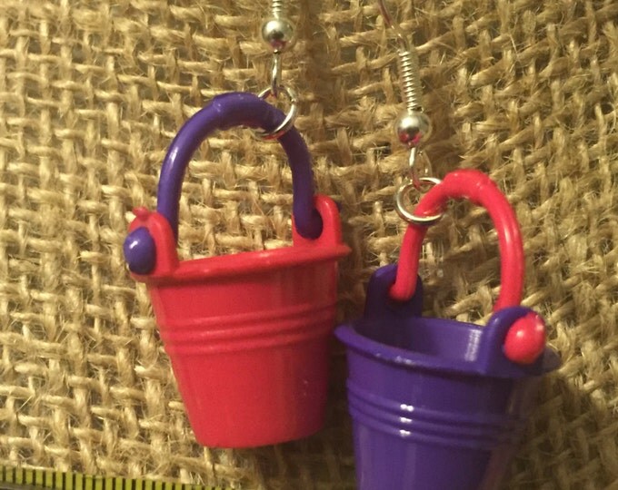 Mini Pail earrings (pink and purple)