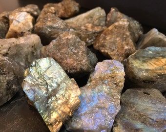 Labradorite stone - raw labradorite crystal - Labradorite chunk - healing crystals and stones - rough labradorite - minerals - raw stones