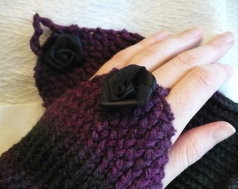 Elegant wrist-warmer with a black rose