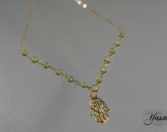 Peridot and Glückshamsa on vintag Anklet