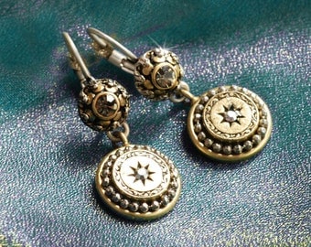 Medallion Earrings, Victorian Earrings, Leverback Earrings, Medallion Pendant, Gypsy Earrings, Boho Earrings, Hippie Earrings, Tribal E1290