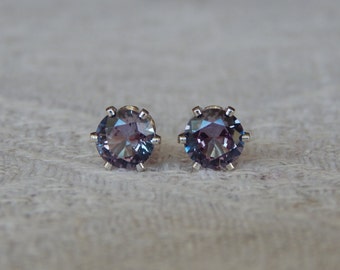 Alexandrite 5mm Studs, Alexandrite Stud Earrings, Alexandrite Posts, Alexandrite Post Earrings, June Birthstone, Lab Created Alexandrite