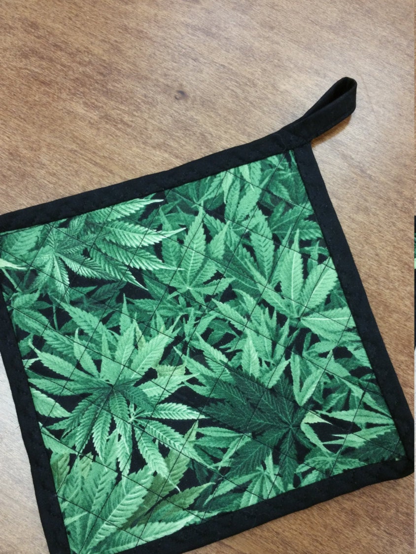 Pot Holder Kit Set of Two Cannabis Green Fabric Timeless