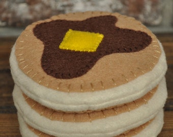 Felt Pancakes - Felt Food for Pretend Play