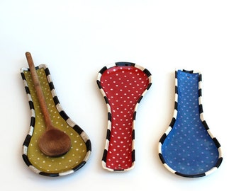 Polka Dots Spoon Rest hand Painted, Spoon Holder,Ceramic Spoon Rest, Ready to ship