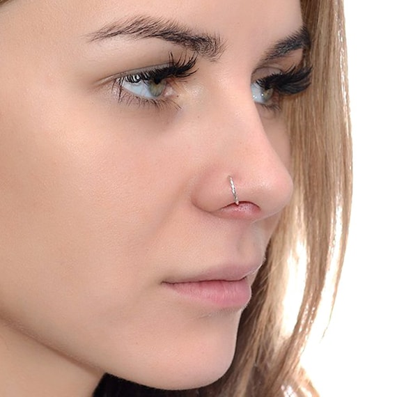 Silver Twisted Nose Ring 22 gauge / Tragus Earring Cartilage