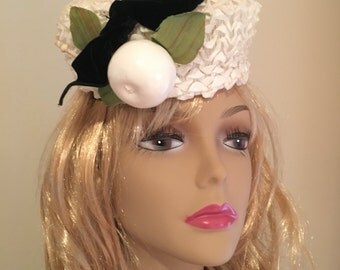 Vintage White Pill Box Hat by Dorothy Foy of Providence, RI, Ribbon Pill Box Hat with Silk and Fruit Adornment with Black Velvet Bow
