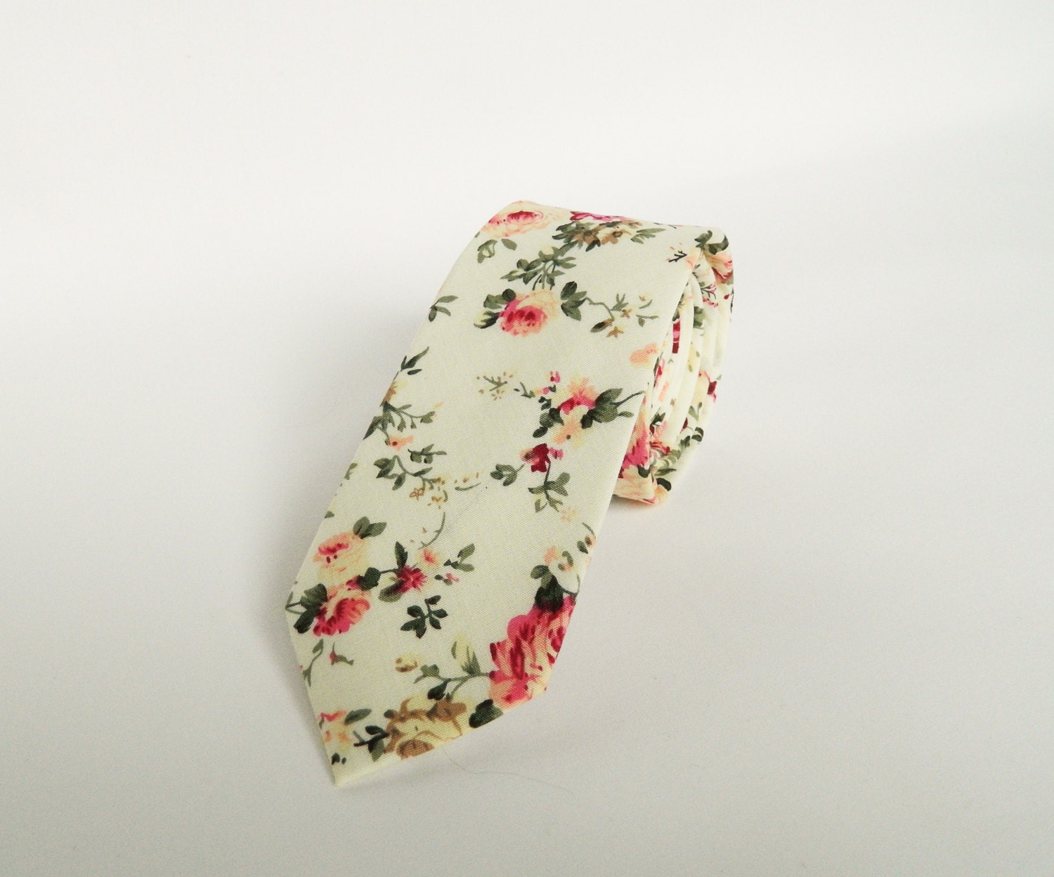 mens ivory shirt and tie