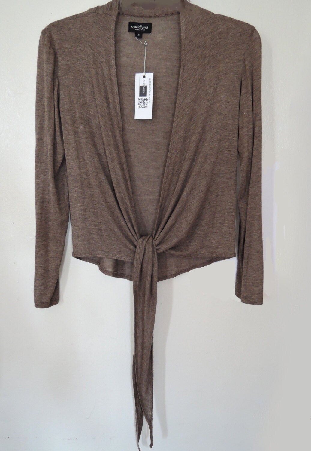 Women's taupe rayon knit wrap top size small and medium