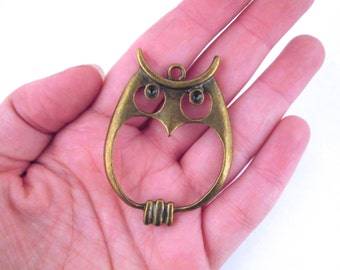 Large owl pendant charms, brass plated 55x39mm (pick your amount), D252