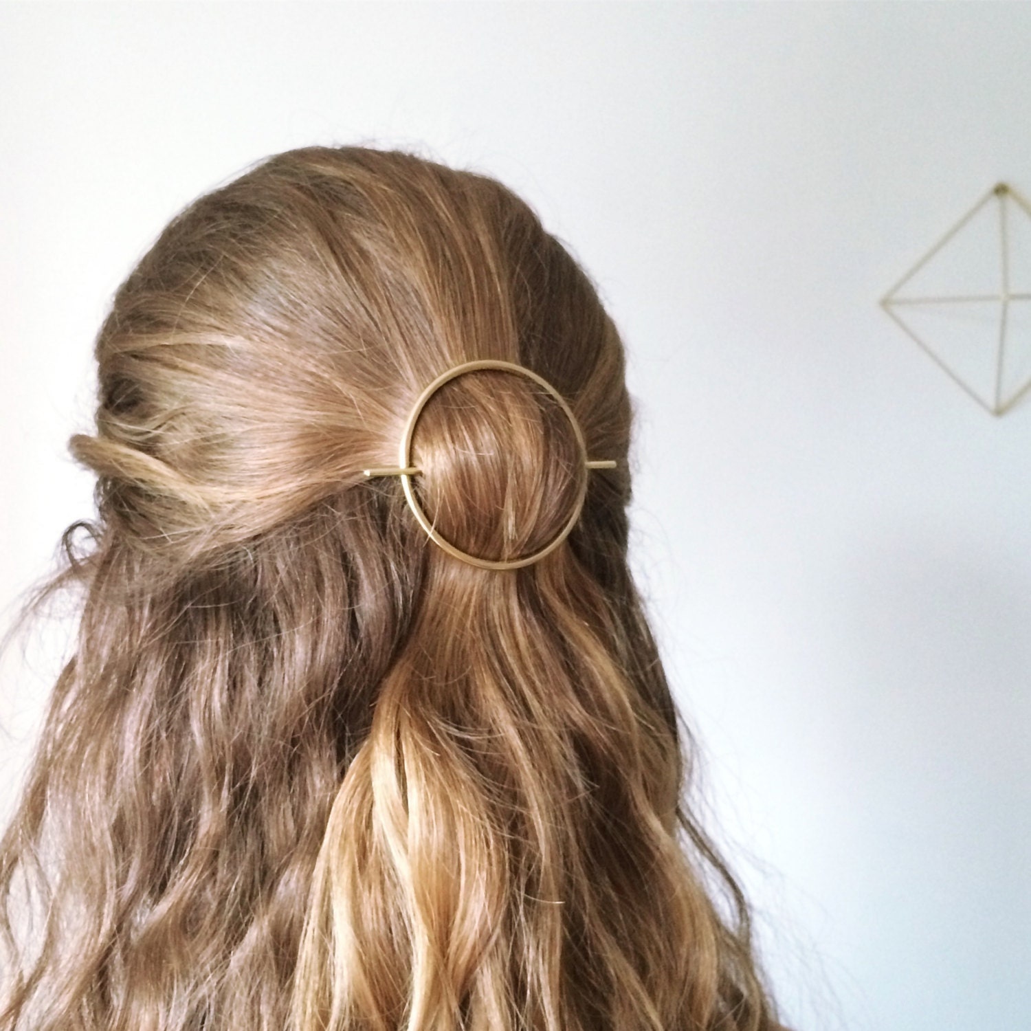 Minimalist gold hair accessories brass hair clip round
