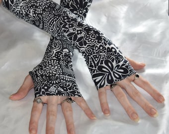 Black Arm warmers gothic gloves armwarmers fingerless gloves sleeves - Cindi - tribal belly dance goth gypsy boho bohemian mehndi lace look
