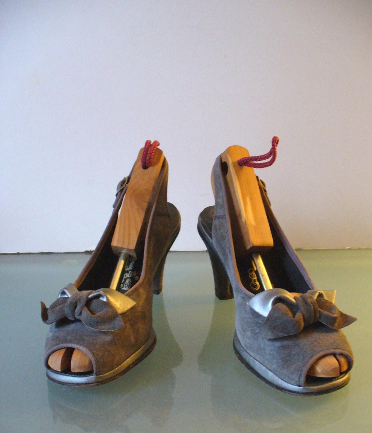 Vintage Hush Puppies Suede Pinup Shoes