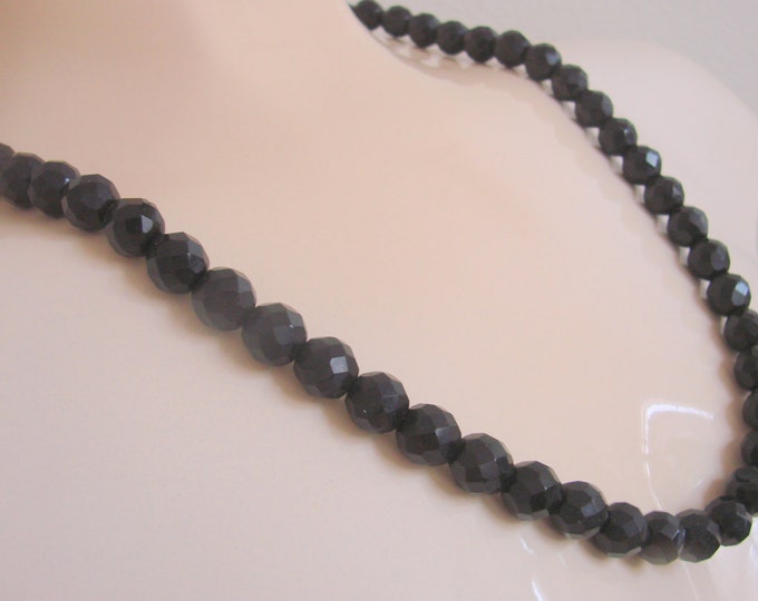 60s Basic Black Glass Bead Necklace / Black Faceted Glass Beads / Ornate Clasp / Vintage Jewelry / Jewellery