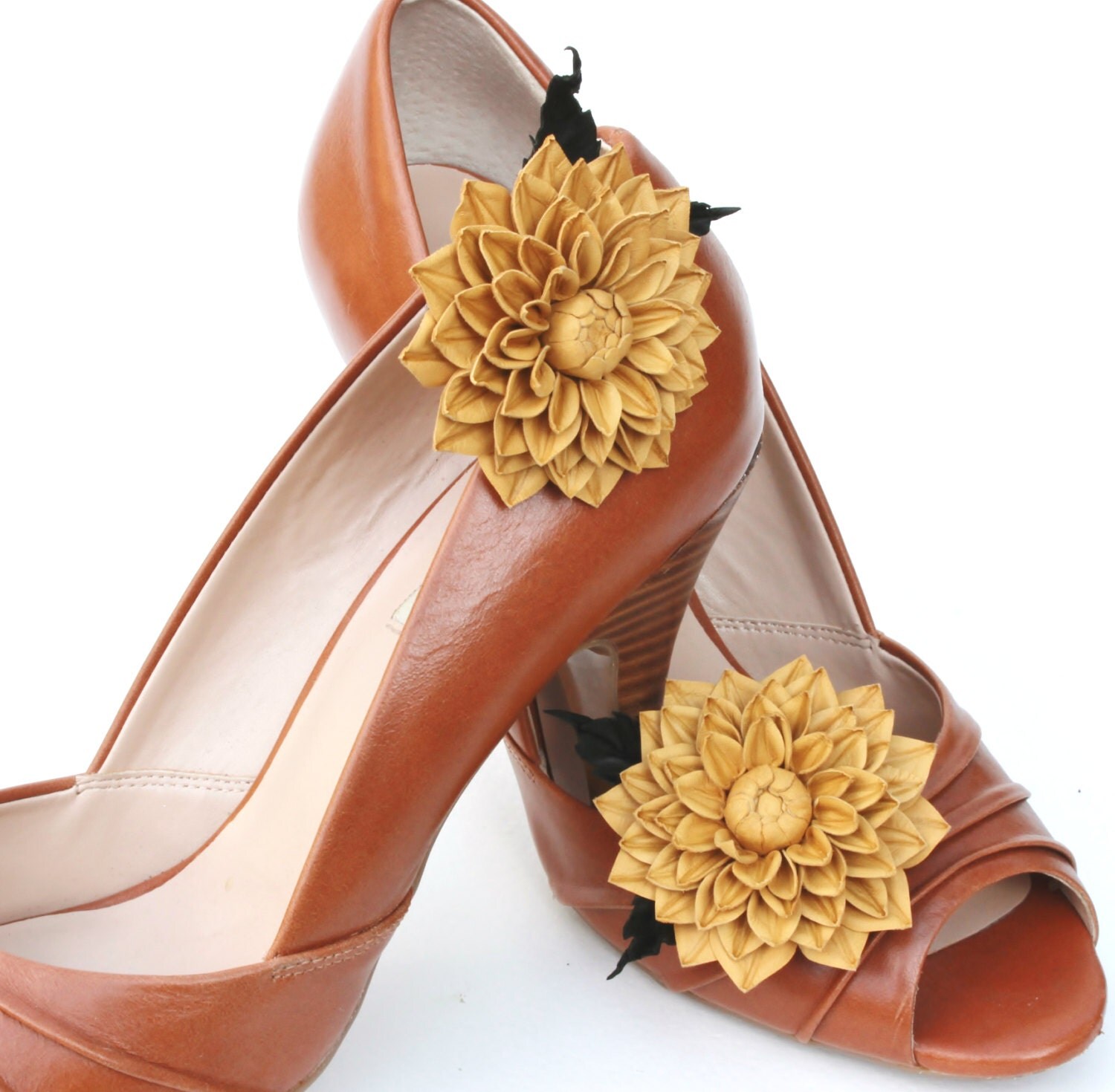 Leather flower shoe clips wedding shoe brooches bridal shoe