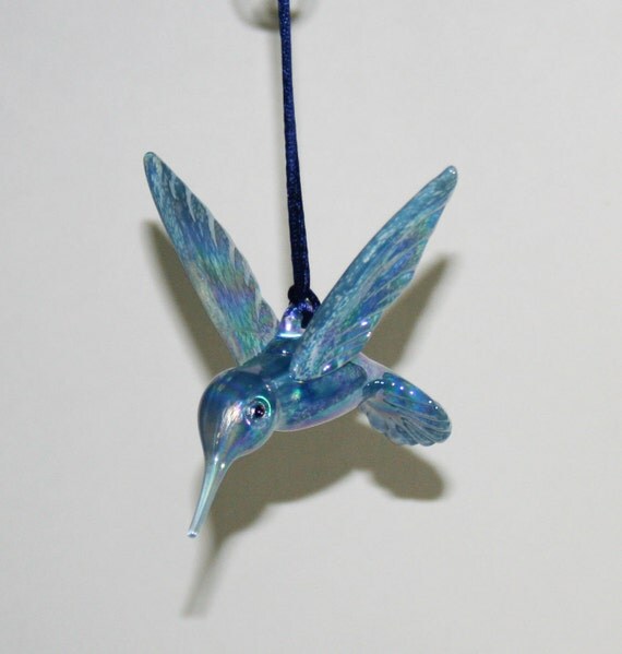 Hand Blown Glass Hummingbird Ornament/Suncatcher Aqua Blue