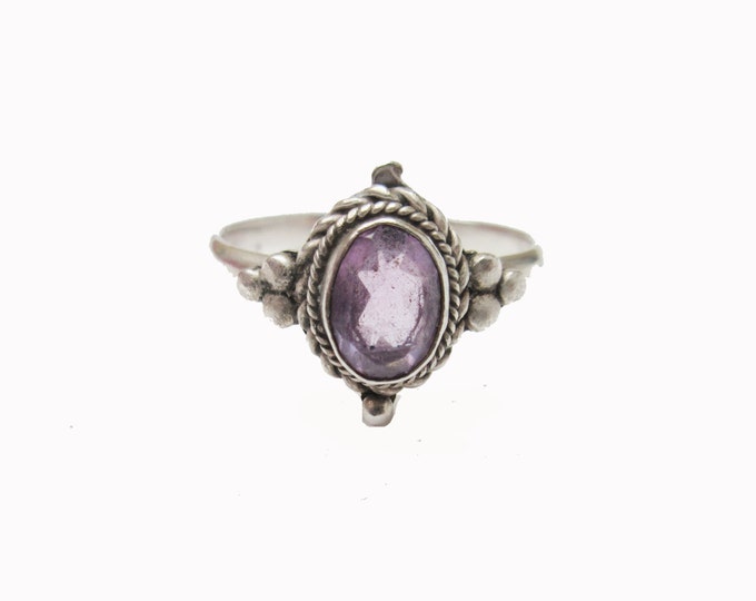 Sterling Amethyst Ring - Purple Gemstone Beveled twisted silver Setting - size 7