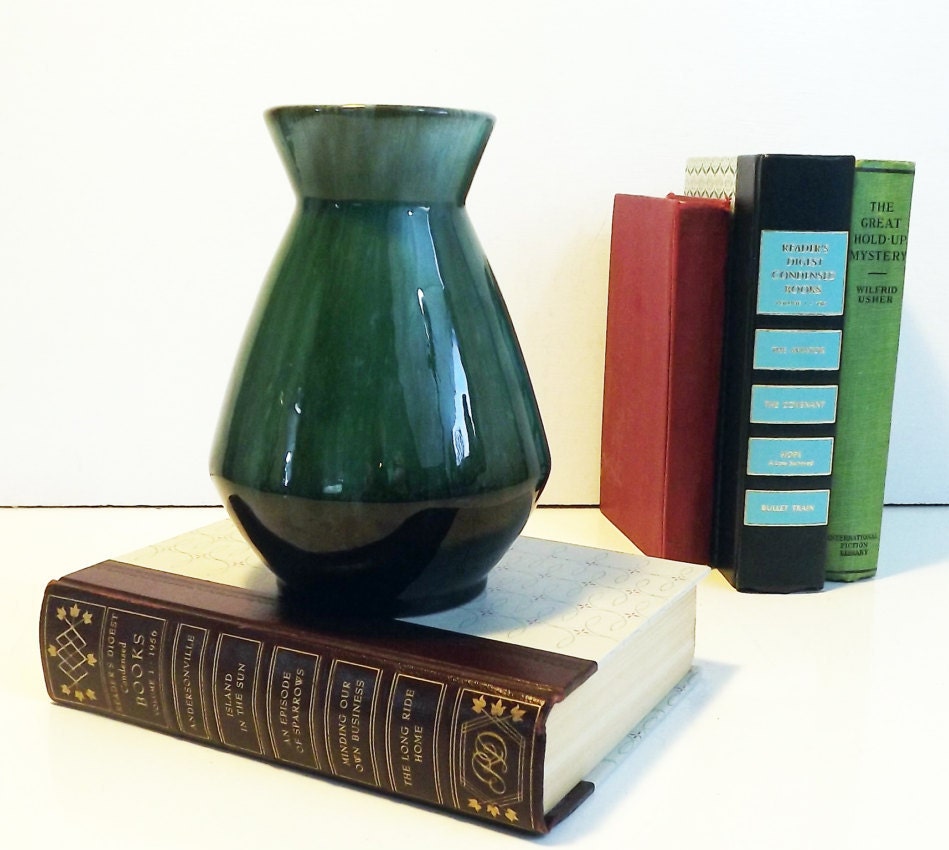 Canada Blue Mountain Pottery Green Vase - Drip Glaze by CCC Canada