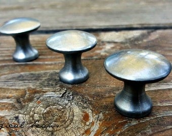 Industrial Furniture Knobs Modern Dresser Knobs Mushroom Style Stainless Steel Decorative Knobs Vintage Silver Drawer Pulls Dresser Hardware