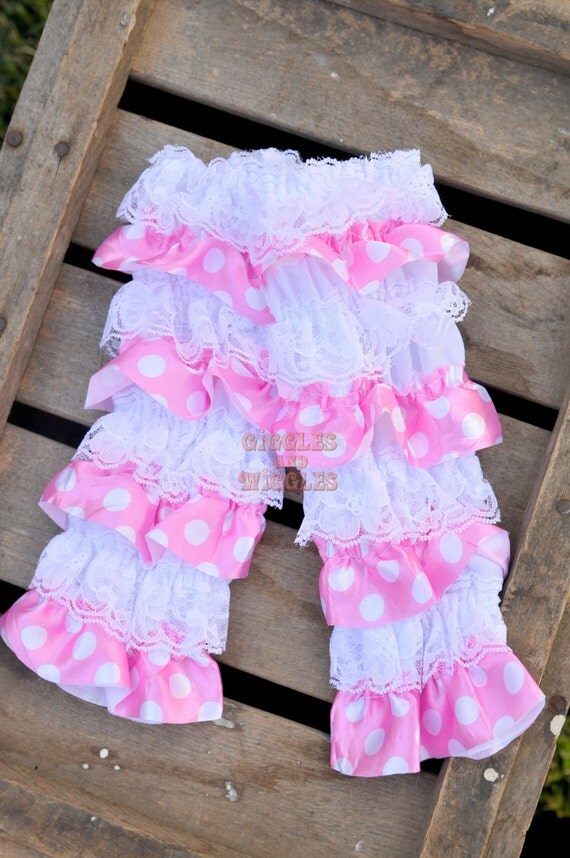 Baby girl outfits with leg warmers Shop for girls leg warmers, baby legwarmers and dance leg warmers from Sophias Style. Whether shopping for girls legwarmers and baby legwarmers for style and comfort or dance legwarmers for your young ballerina you will find shopping at Sophias Style fun, fast and easy.