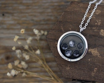Birth Moon Locket Necklace, Family Birth Moon Phases, Birth Moon Phases, Family Jewelry, Moon Phases Locket, Birthday Moon Family, Family