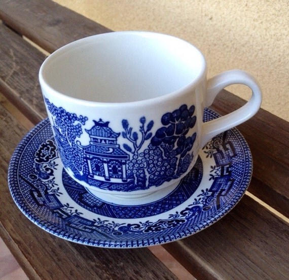 Churchill England Blue Willow pattern cup and saucer set in