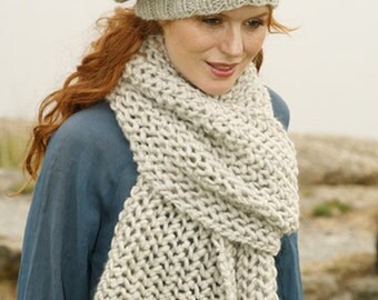 ALL COLORS AVAILABLE! Handmade knitted hat, wool beret, winter hat, slouchy hat, winter beret, knitted beret, wool scarf.