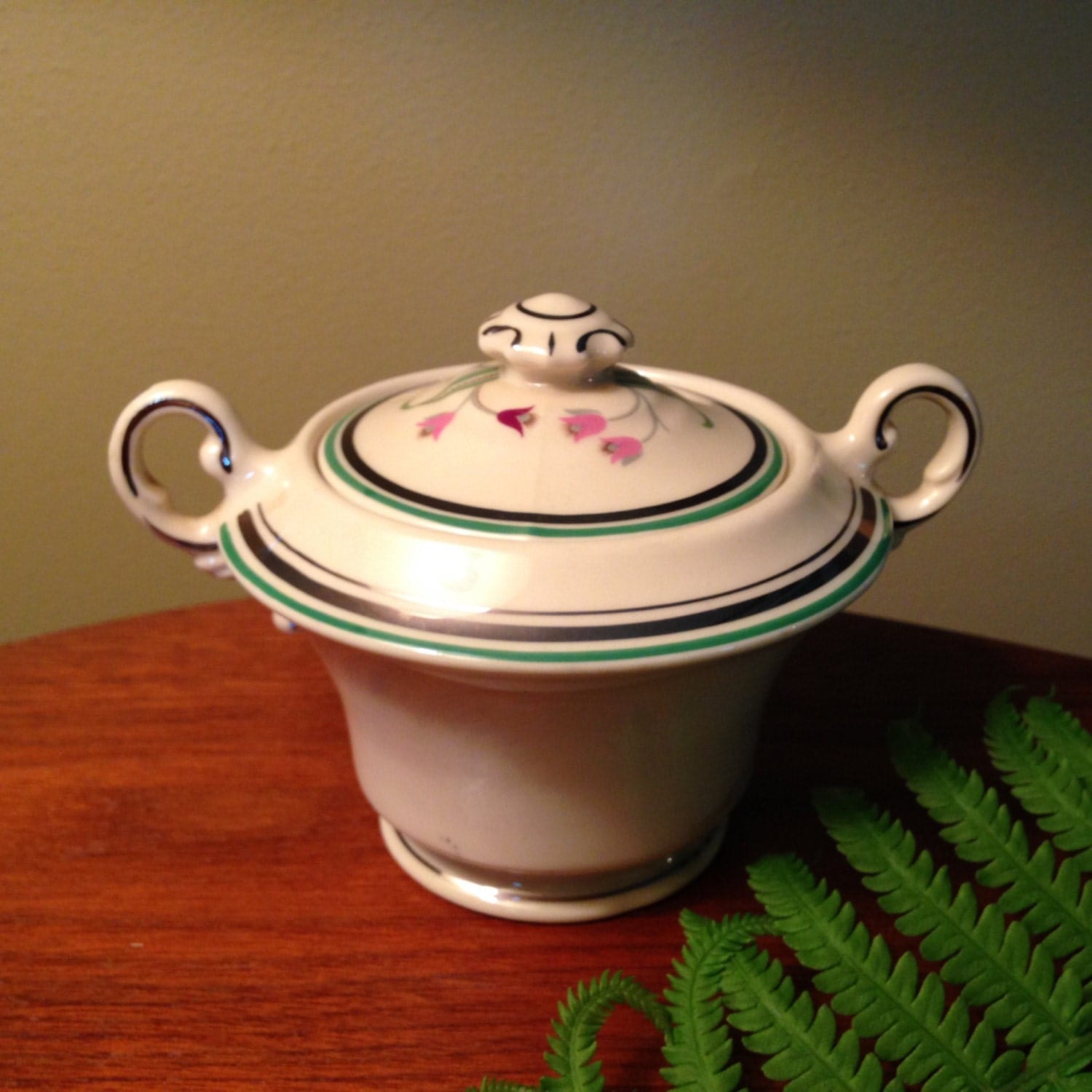Old Ivory Syracuse China - scqxnmx
