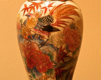 CHINESE VASE with Birds