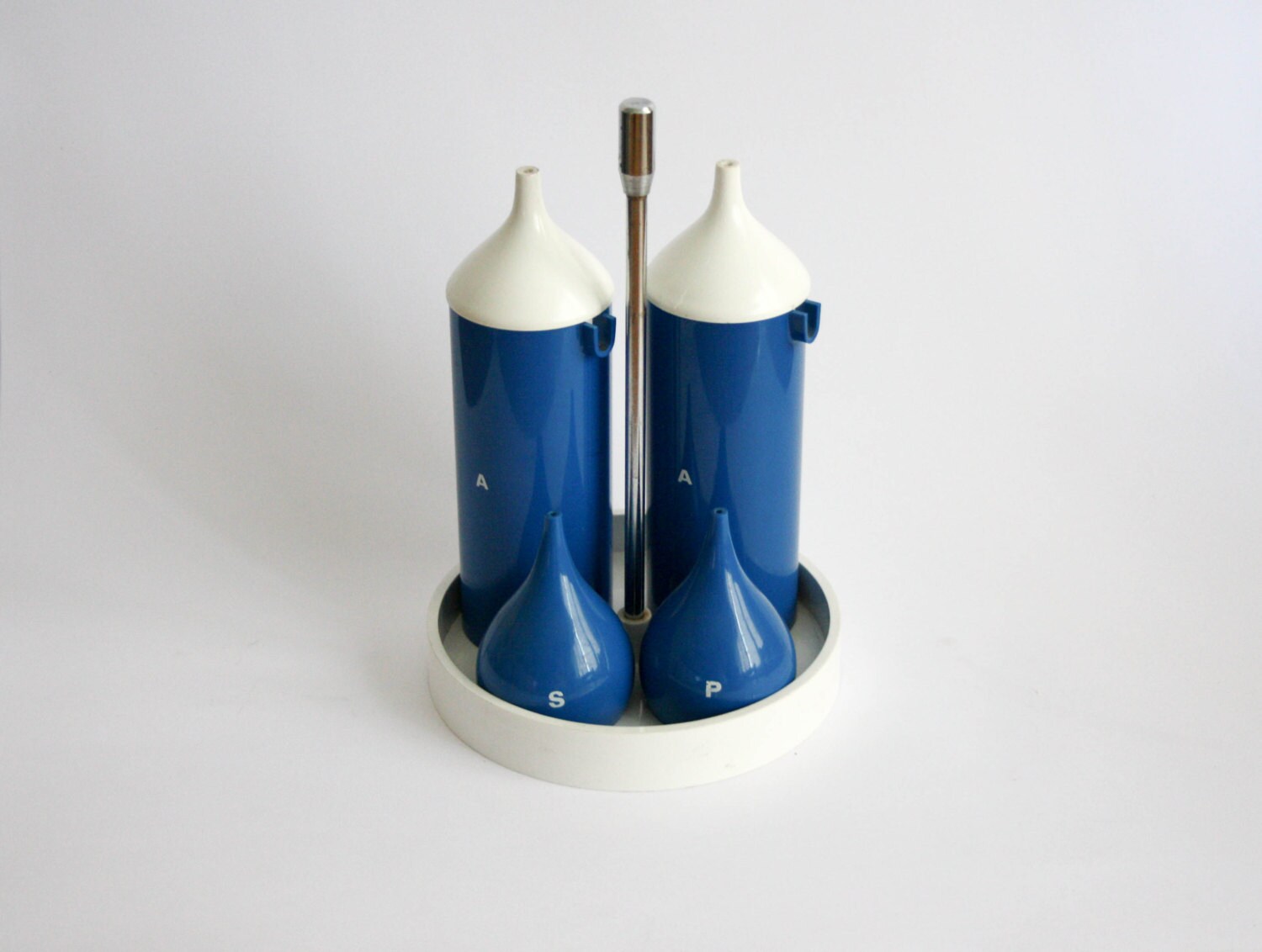 Retro Guzzini Condiment Cruet Set Italian 1960's Orange