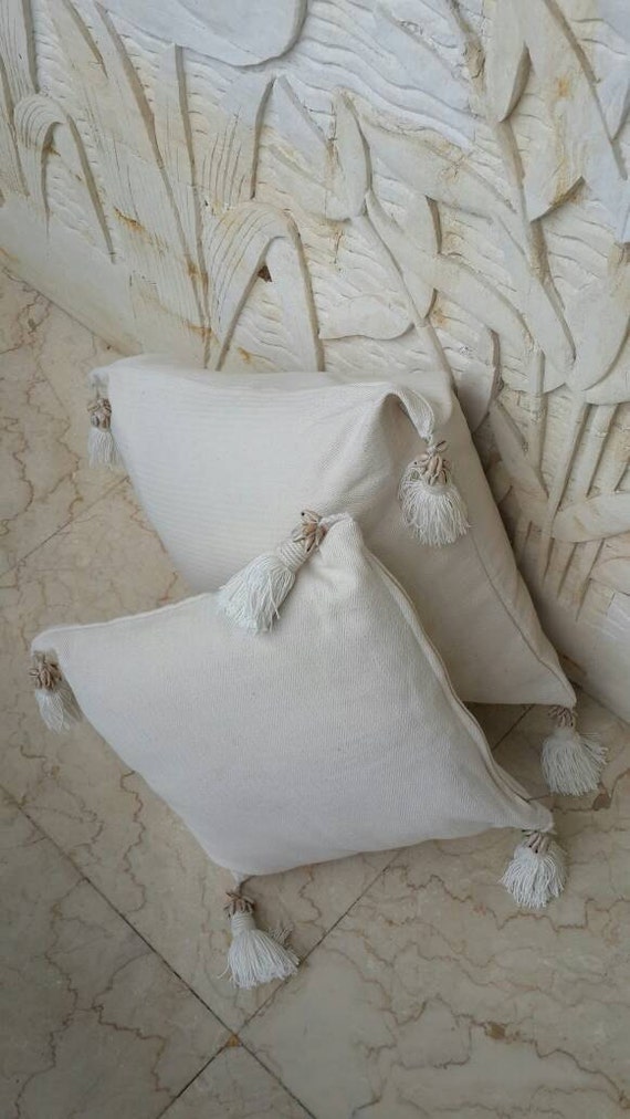 50cm x 50cm bohemian baby canvas pillow with shell tassels