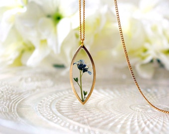 Resin / necklace / blue/ Real Flower Jewelry, Gift for her, Real Flower Necklace, Cool Necklace, Terrarium, Plant Necklace, Bohemian Jewlery