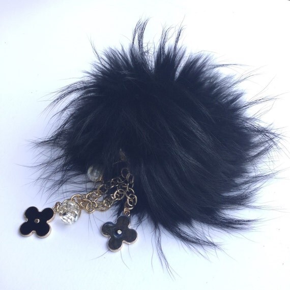 pom etsy keychain pom pendant Pom black charm luxury Pom Fur bag 2 keychain with clover