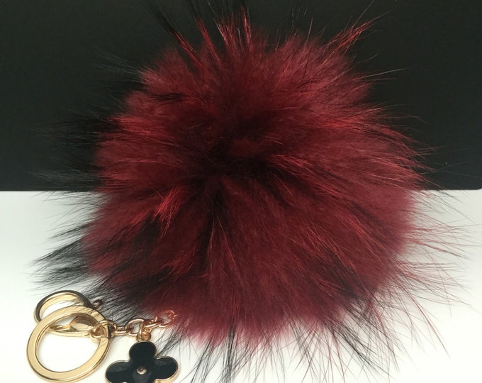 Instagram / Blogger Recommended Vine with black tips Raccoon Fur Pom Pom bag charm clover flower charm Keychain fur puff ball totem