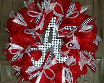 Alabama Crimson Tide houndstooth deco mesh wreath