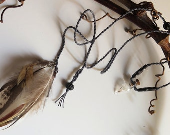 Dandelion Florets Macrame Necklace with natural feathers - Collier macramé fleurettes de pissenlits et plumes naturelles