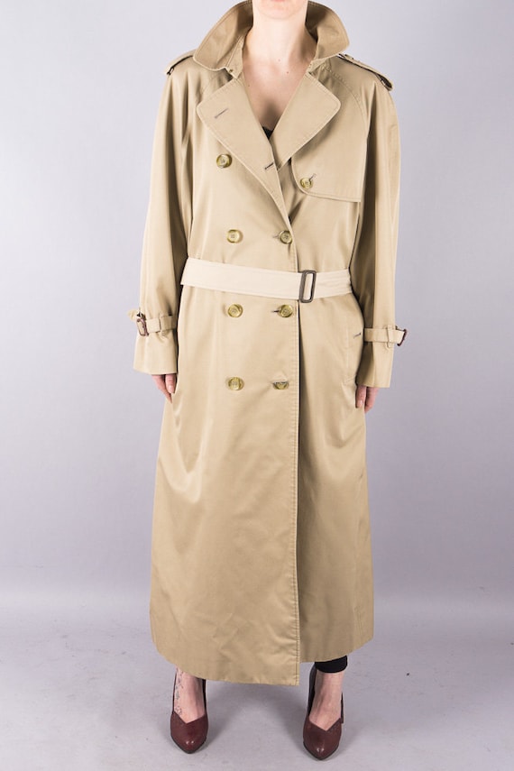Vintage Burberry trench coat 80s trench by TheVintageKollektiv