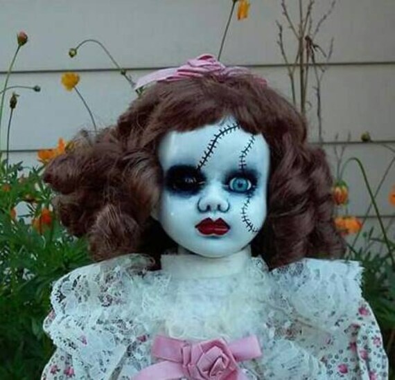 This is Miss Delaney. Crabtree&#39;s Creepy Dolls, zombie doll, dolls, Halloween dolls - il_570xN.847202560_d5oz