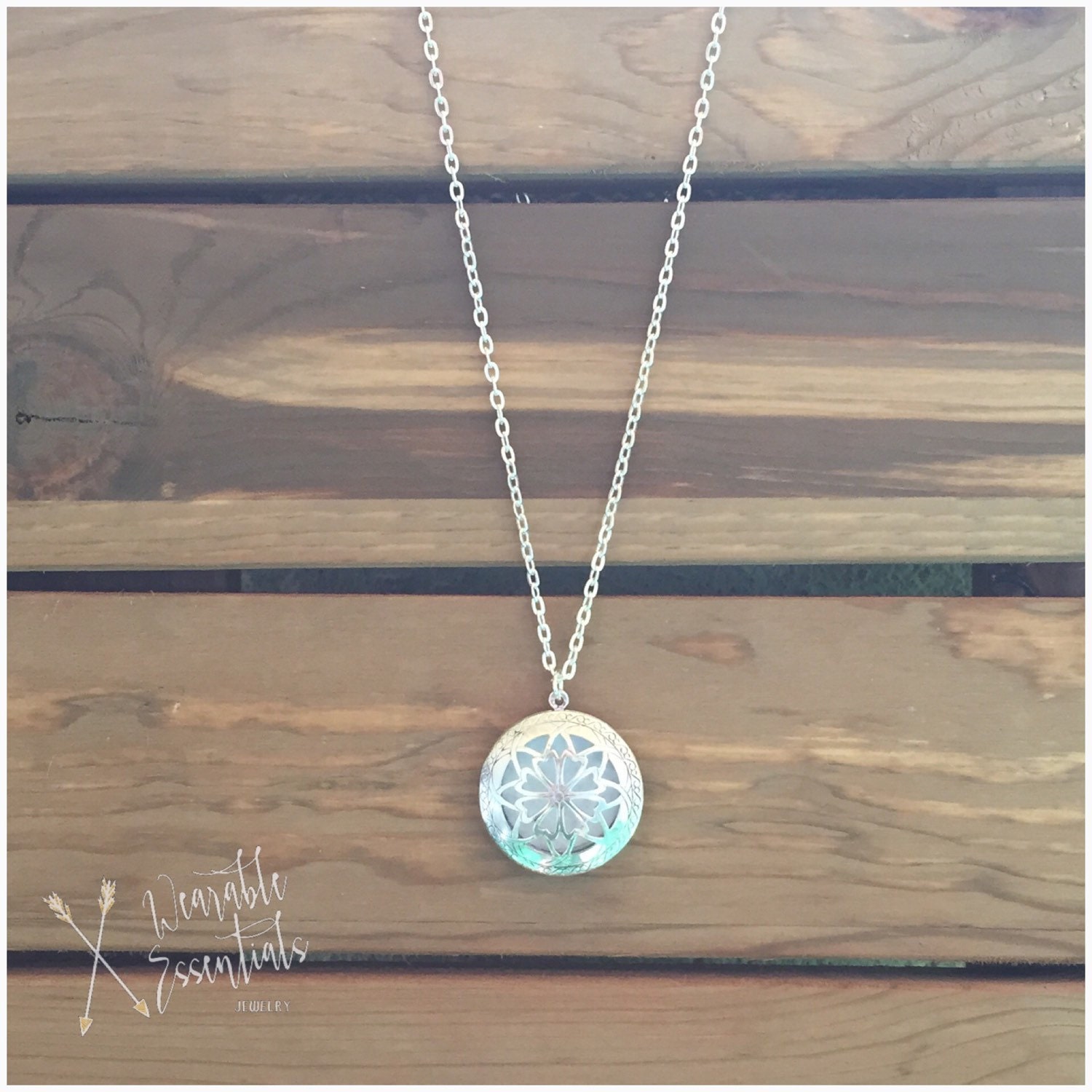 Essential Oil Diffuser Necklace 32mm Silver
