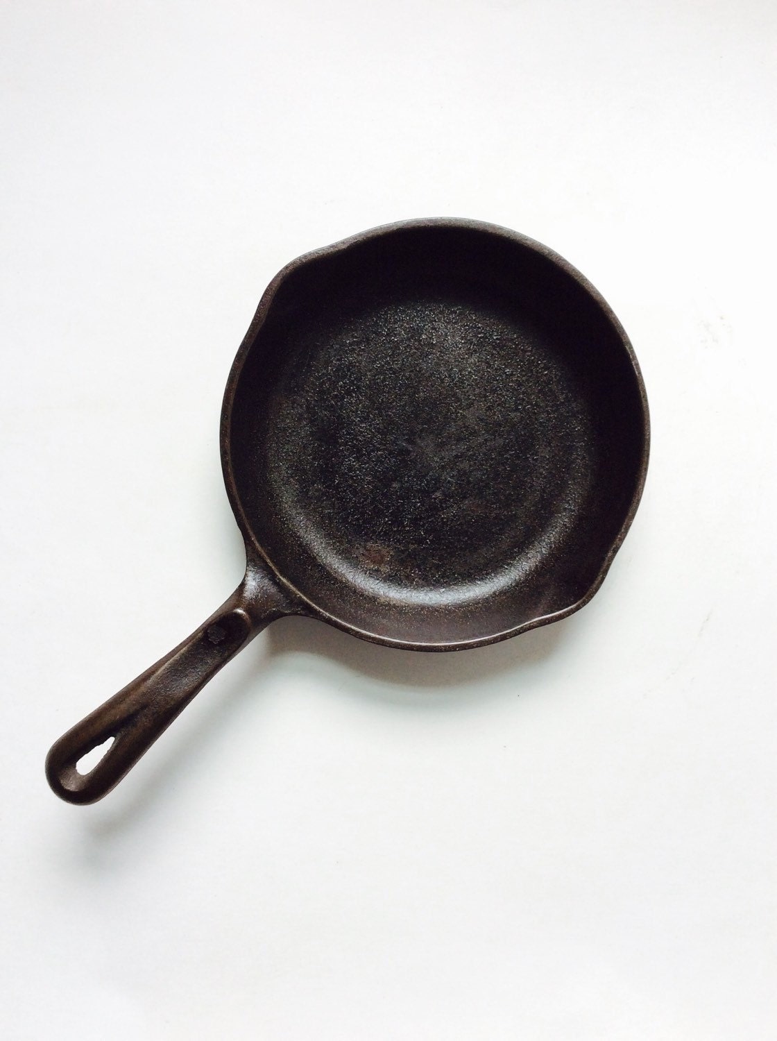 Vintage Cast Iron Skillet Value 8