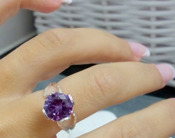 SALE! Silver Alexandrit ring, delicate ring, cocktail ring, sterling silver 925 ring,hammered ring, wedding jewelry, gemstone ring