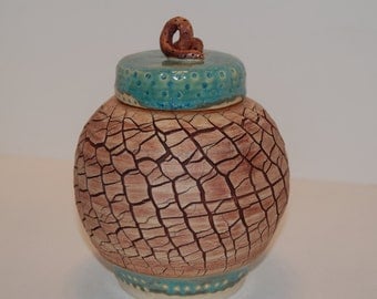 Pottery jar. Lidded pottery jar. Cookie or Dog treat jar.