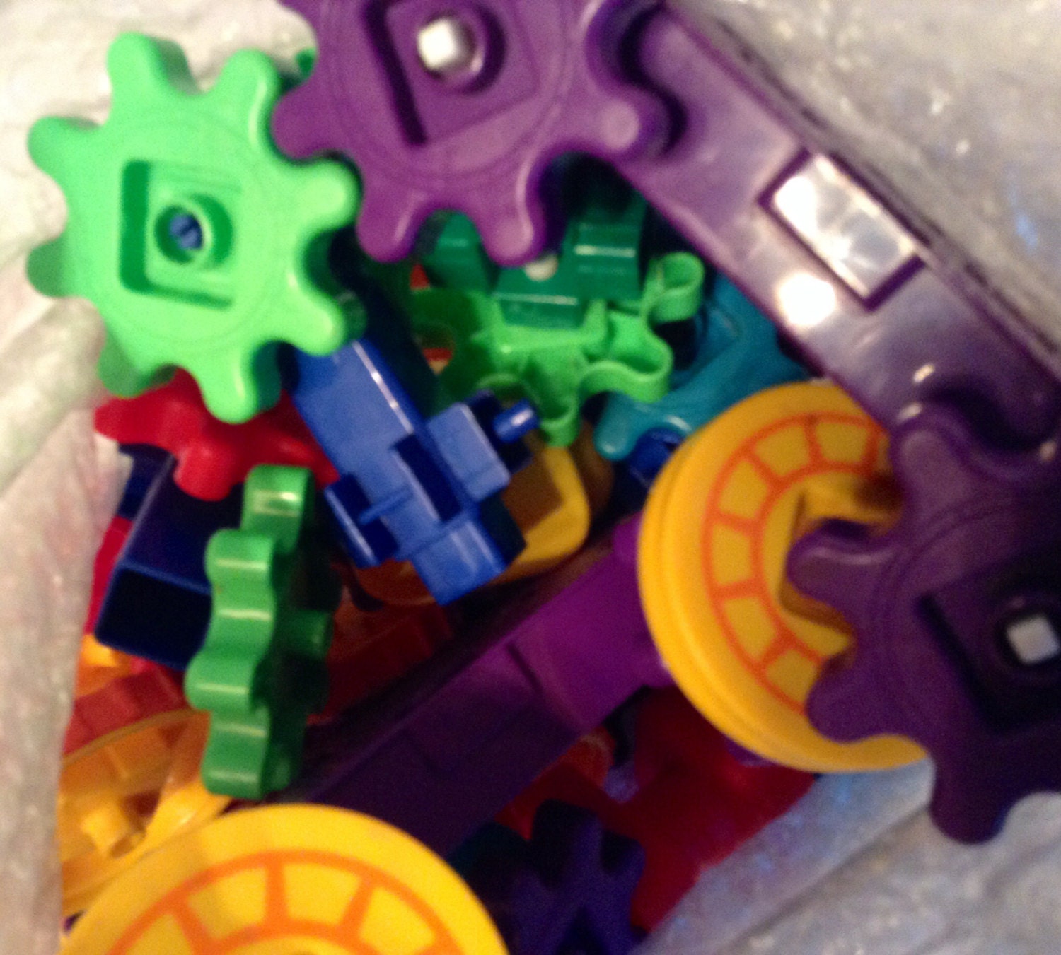 Toy Plastic Building Gears Multicolor MIX LOT by retroDoodads
