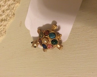 Vintage Avon Turtle Pin