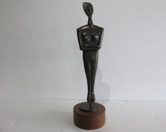 Abstract Modern Bronze Sculpture Of Female Nude Sculpture Stamped H.S.