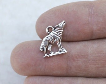 12, Wolves Charms, Antique Silver Charms, #CH290 Charms, Wildlife Charms, Jewelry Charms, Jewelry Supplies, Loose Charms, Findings