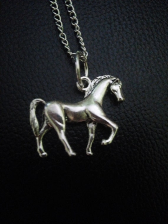 Items similar to horse necklacehorse jewelryhorse silver necklace on Etsy