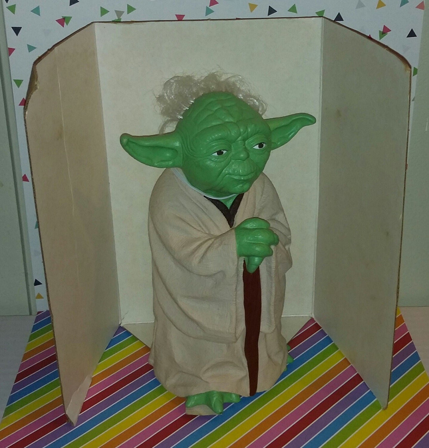 Vintage 1981 Star Wars Yoda Rubber Hand Puppet