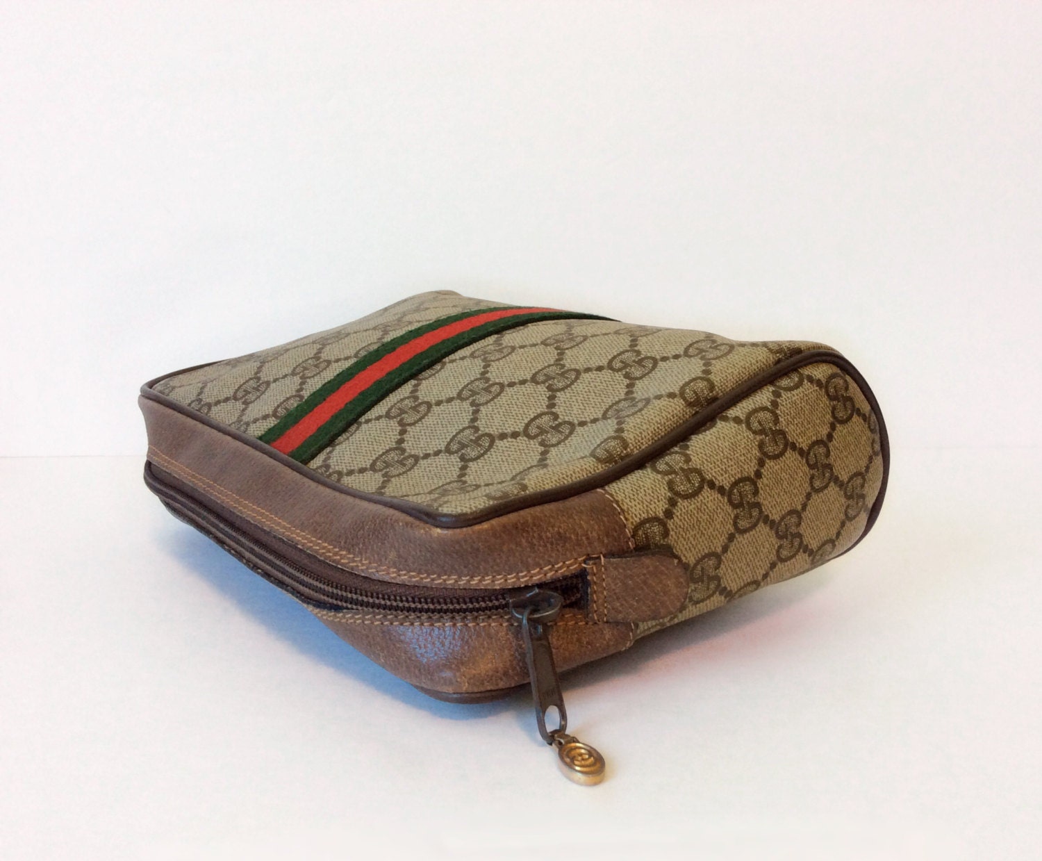 gucci pouch vintage